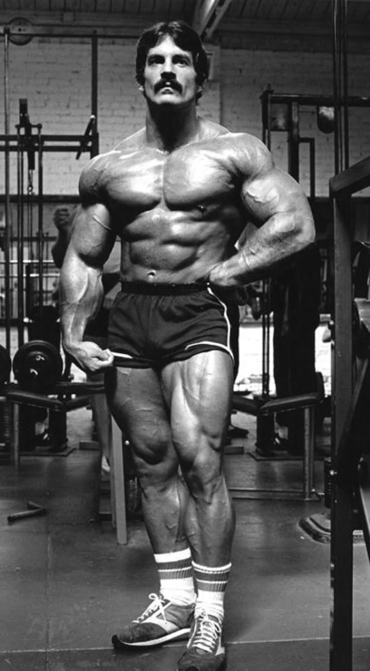 Mentzer joven entrenando